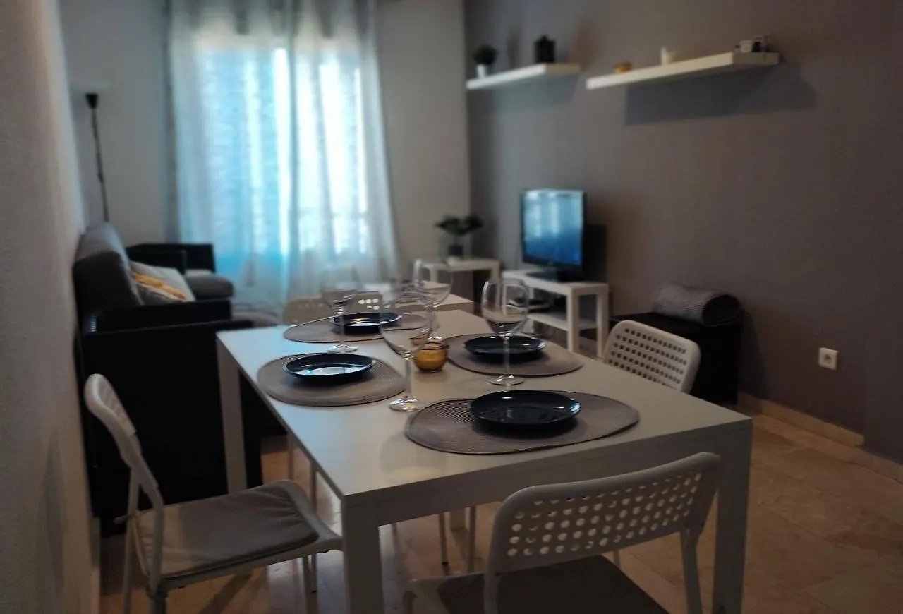 Malaga Yellow Duplex Free Parking And Terrace